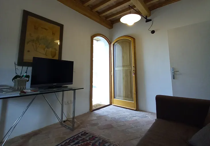 Boduar Suite entrance